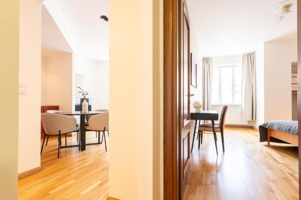 Old Town Square Residence Tallinn Ngoại thất bức ảnh