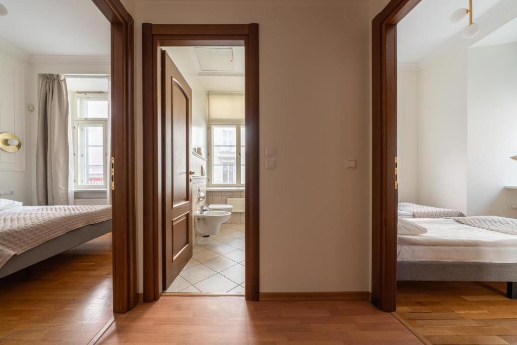 Old Town Square Residence Tallinn Ngoại thất bức ảnh