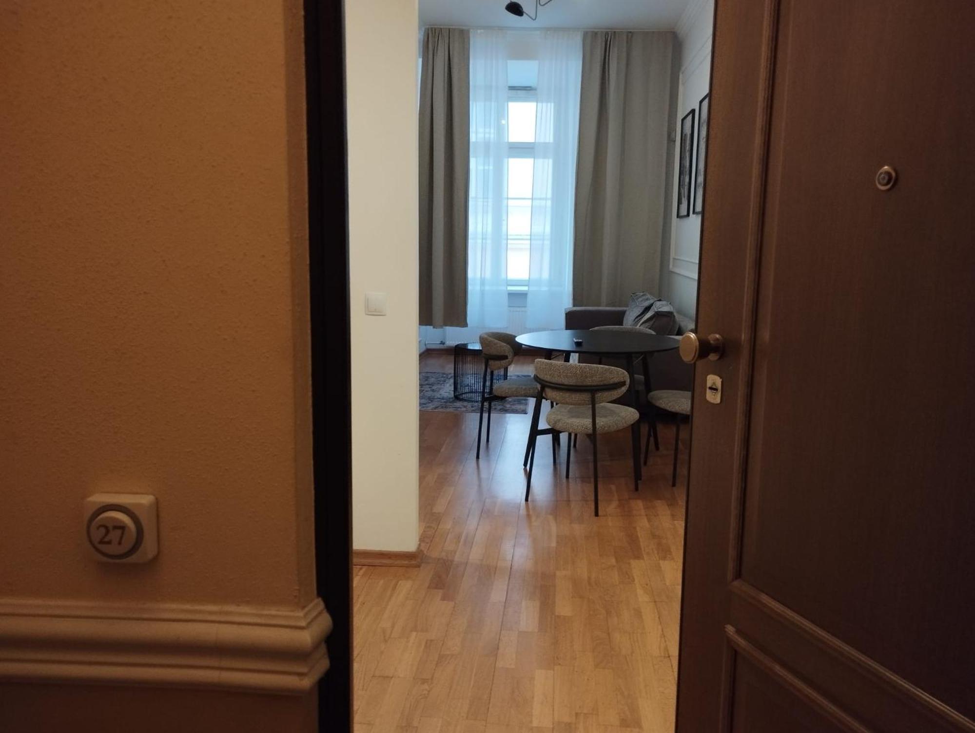 Old Town Square Residence Tallinn Ngoại thất bức ảnh