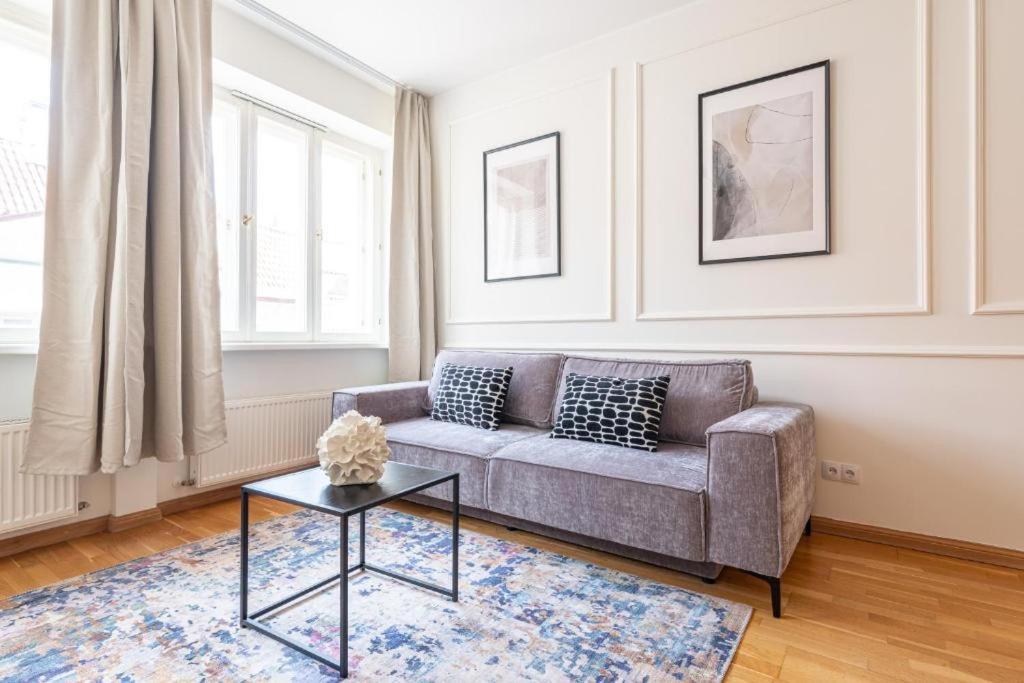 Old Town Square Residence Tallinn Ngoại thất bức ảnh
